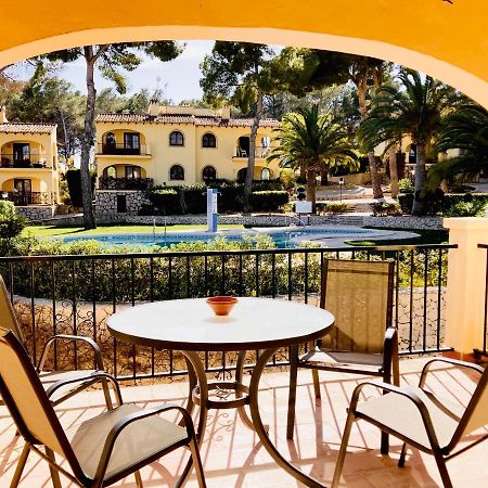 Apartamento Con Terraza En Complejo Con 2 Piscinas Moraira Exterior photo